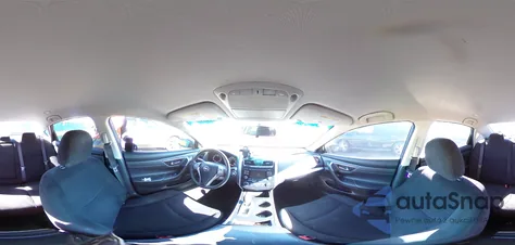 2015 Nissan Altima 2.5 из США, поврежденный, VIN 1N4AL3AP3FC457228